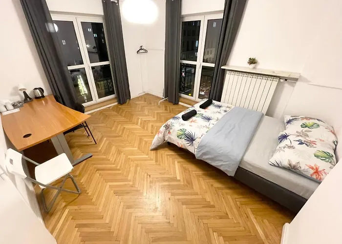 Fantastic Waw - W8 Room C